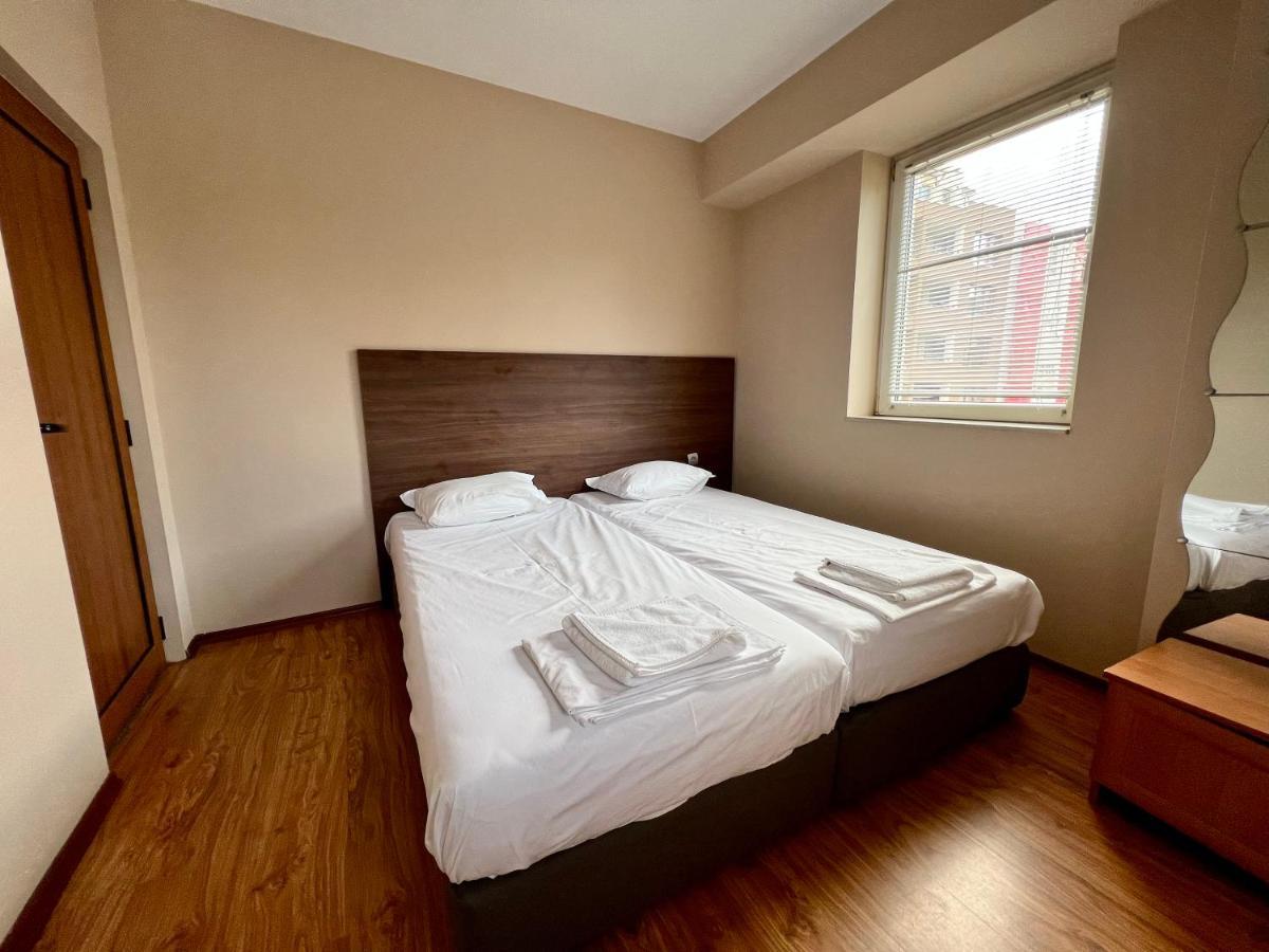 Hotel Maria Vratsa Bagian luar foto