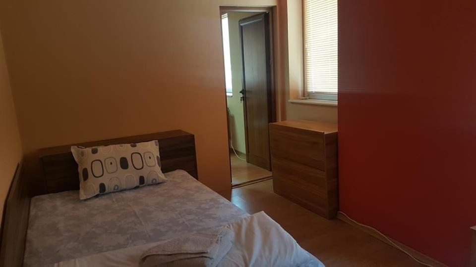Hotel Maria Vratsa Bagian luar foto