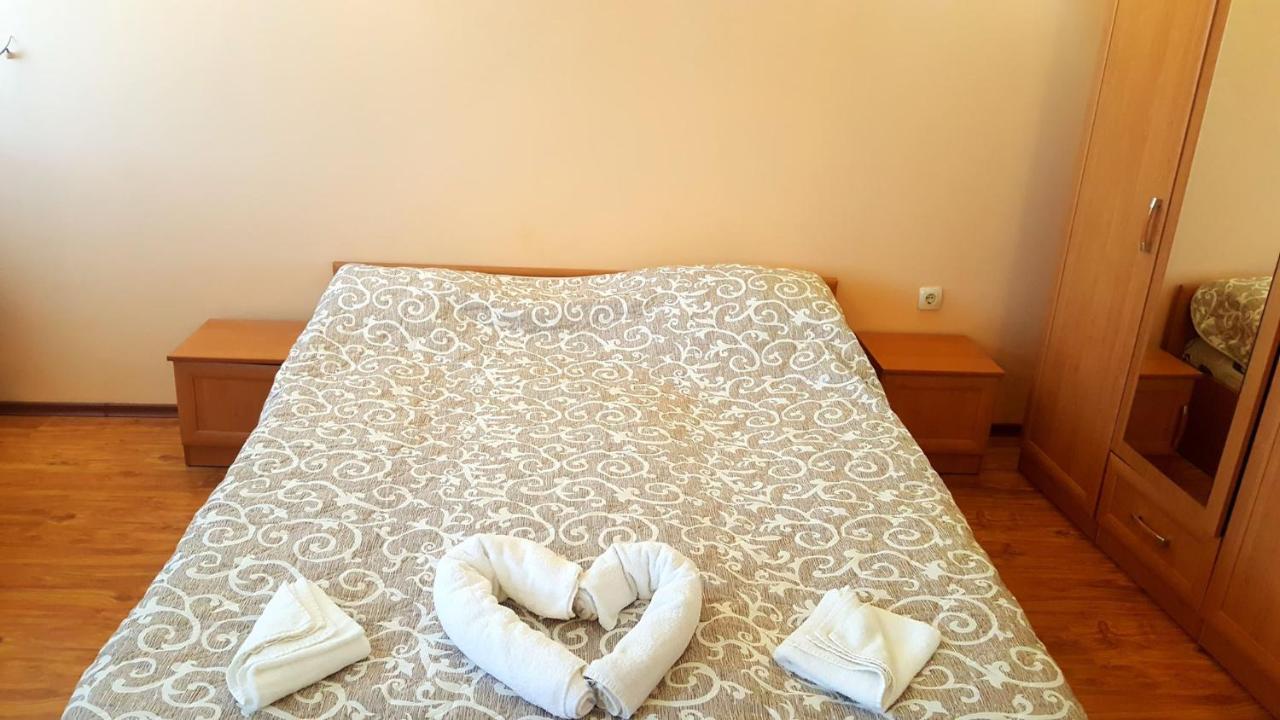 Hotel Maria Vratsa Bagian luar foto