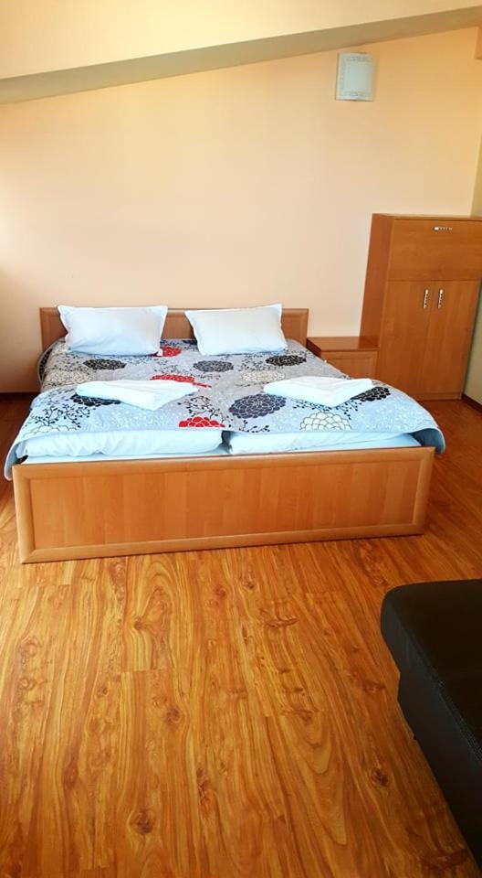 Hotel Maria Vratsa Bagian luar foto
