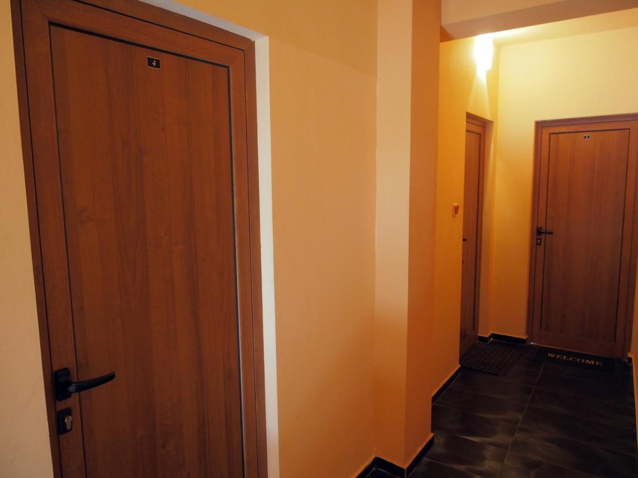 Hotel Maria Vratsa Bagian luar foto
