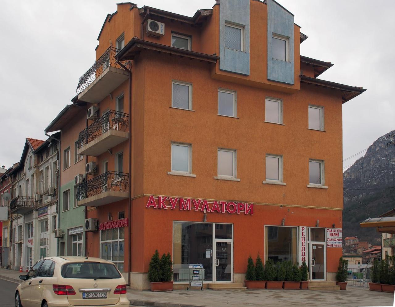Hotel Maria Vratsa Bagian luar foto